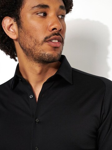 DESOTO Slim Fit Hemd 'Modern Kent'‌‌‌‌‌‌‌‌ in Schwarz