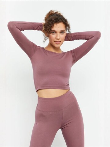 Tommy Life Top 'Crop Top' in Lila: voorkant