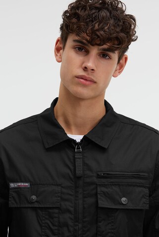 CAMP DAVID Between-Season Jacket in Black