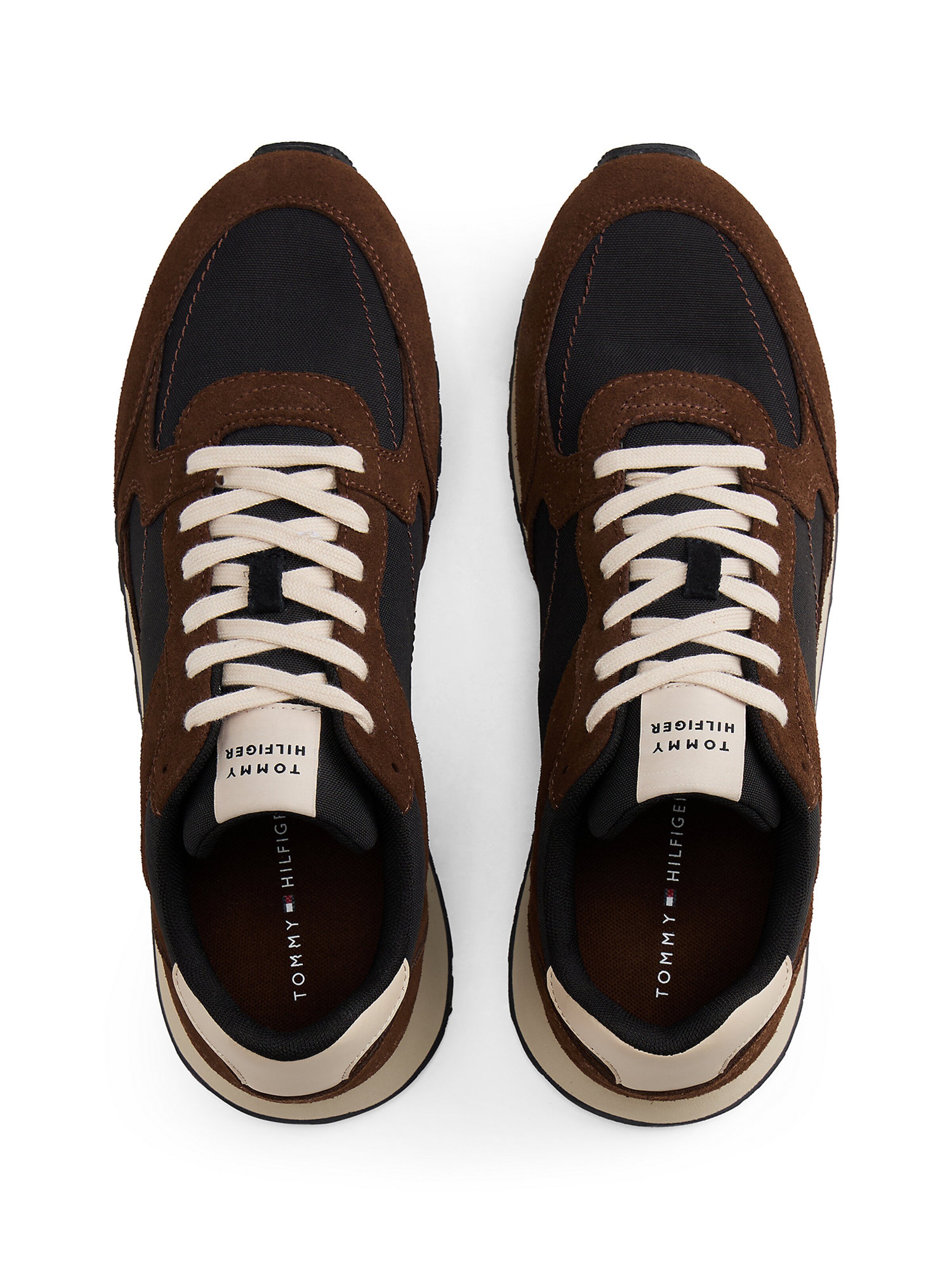 TOMMY HILFIGER Sneaker in Braun