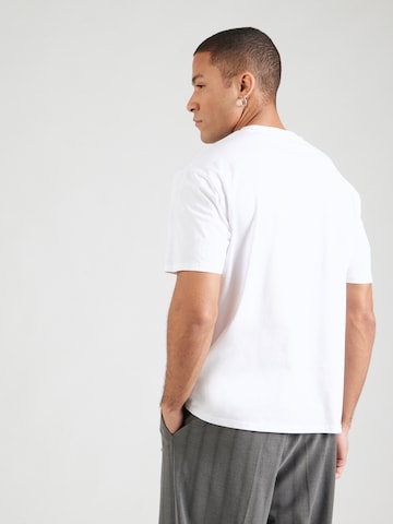T-Shirt GUESS en blanc
