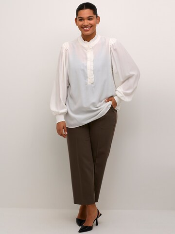 KAFFE CURVE Blouse 'Dorina' in Wit