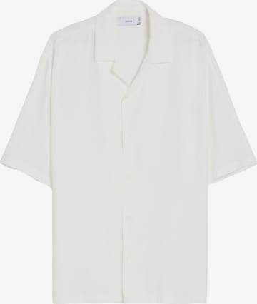 Bershka Button Up Shirt in White: front