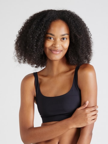 Girlfriend Collective Bralette Sports Bra 'ANDY' in Black: front