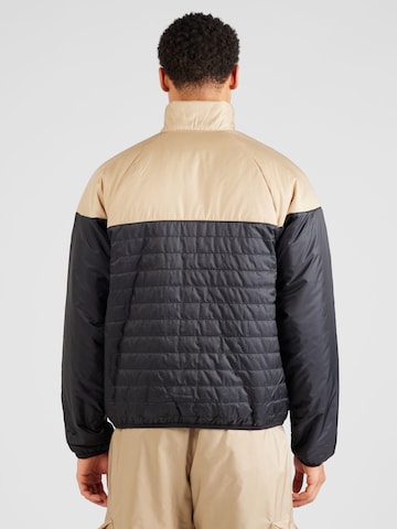 Nike Sportswear Between-season jacket in Black