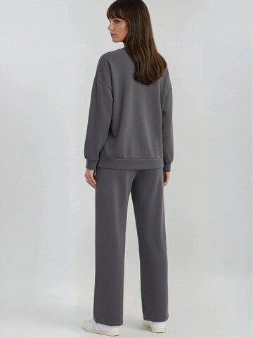 Hiccup - Calças de fato em cinzento