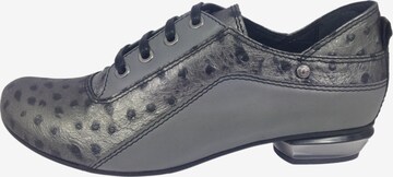 TIGGERS Lace-Up Shoes in Grey