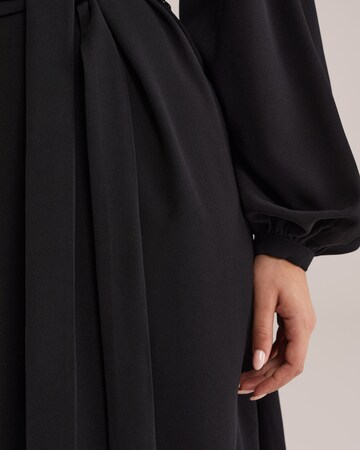 WE Fashion Dress in Black