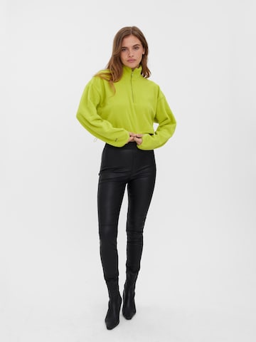 VERO MODA Sweater 'Vani' in Yellow