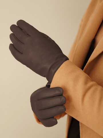 KESSLER Full Finger Gloves in Brown