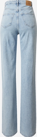 Vero Moda Tall Regular Jeans 'TESSA in Blau