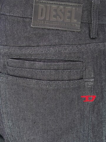 DIESEL Regular Jeans in Schwarz