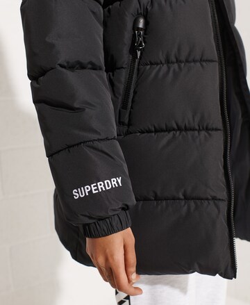 Superdry Funktionsjacke in Schwarz