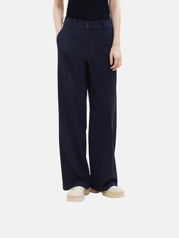 TOM TAILOR Loose fit Trousers with creases 'Lea' in Blue: front