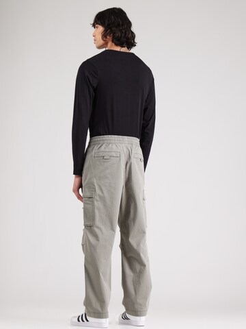 HOLLISTER - regular Pantalón cargo en gris
