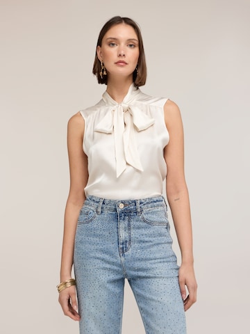 MOTIVI - Blusa en blanco: frente