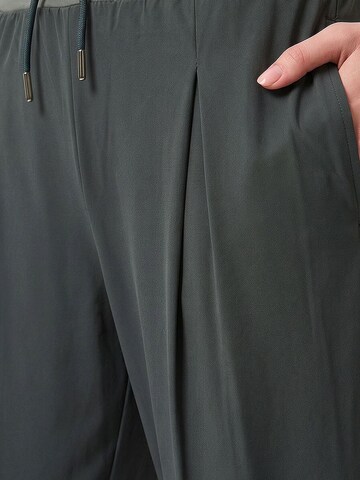 Tommy Life Tapered Hose in Grün