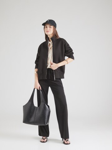 MM by Max Mara Jopa na zadrgo 'VOLUME' | črna barva