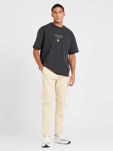 GUESS JEANS Regularen Chino hlače | bež barva