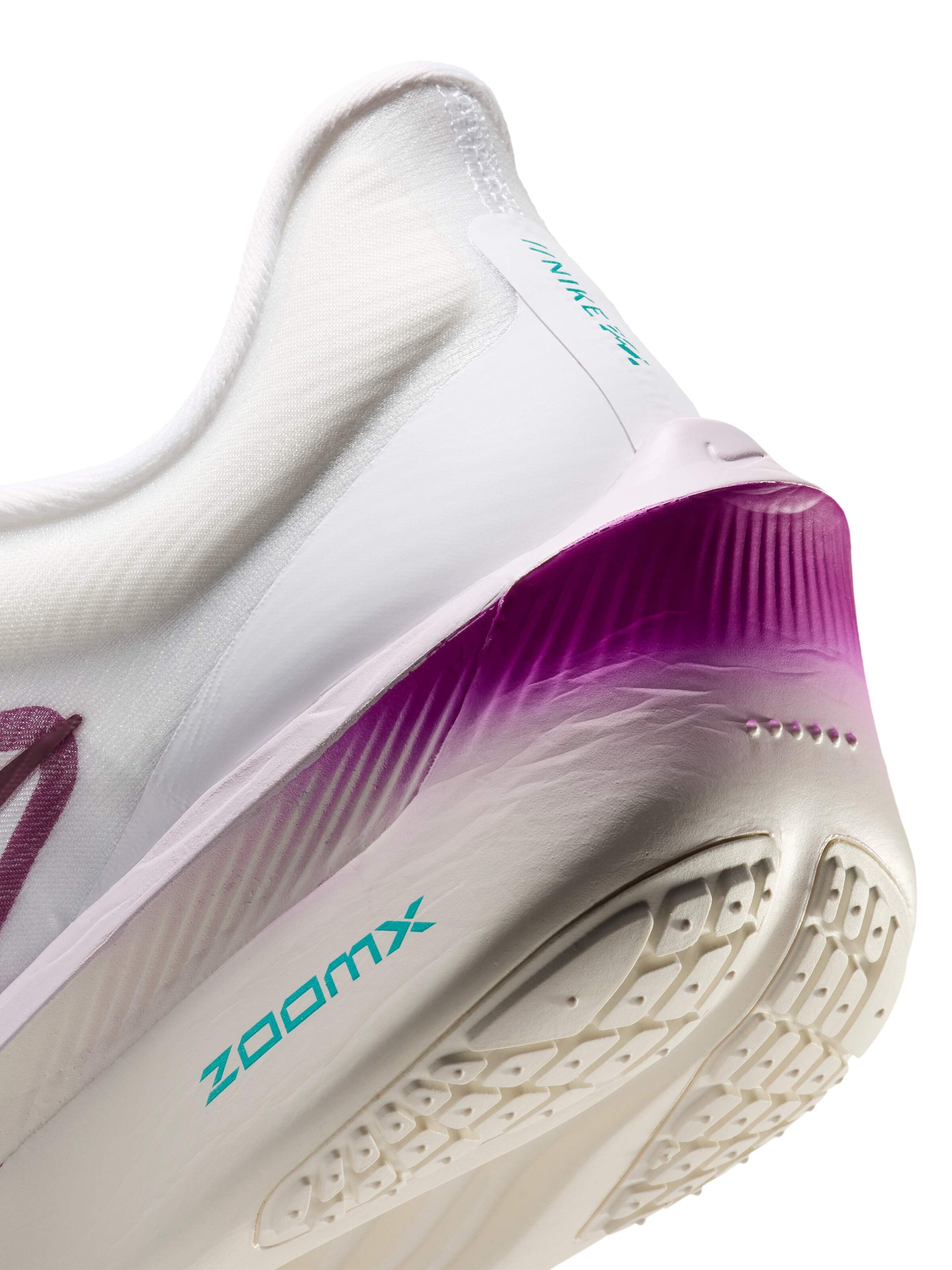 balts NIKE Skriešanas apavi 'Zoom Fly 6'
