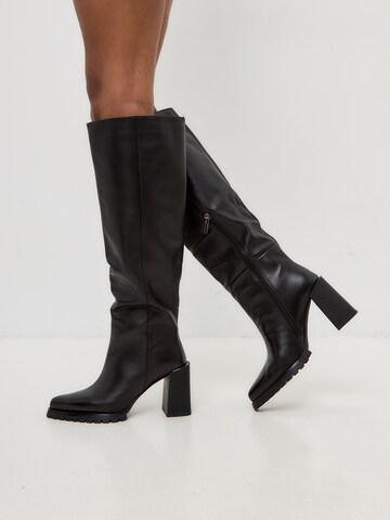 Bottes CESARE GASPARI en noir