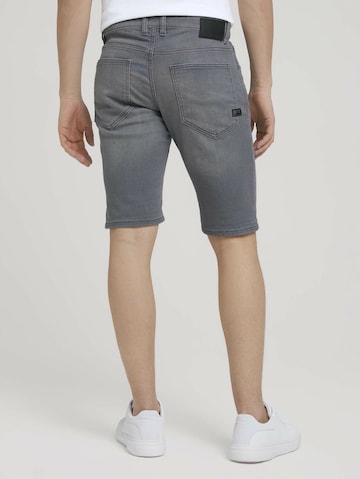 Coupe slim Jean 'Josh' TOM TAILOR en gris