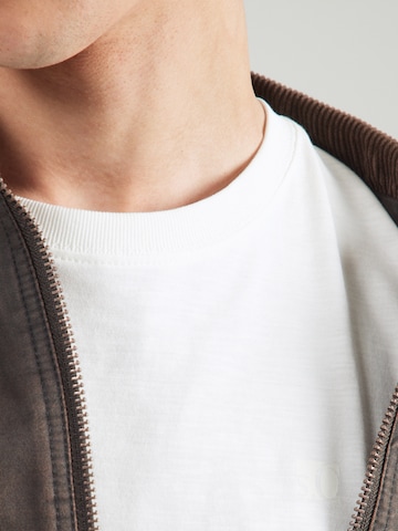 s.Oliver T-shirt i vit