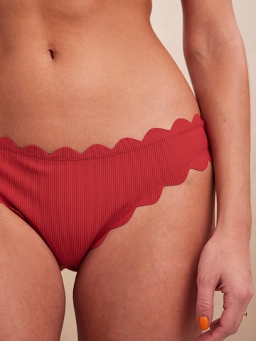 PIECES Bikini hlačke 'BOSSA' | rdeča barva