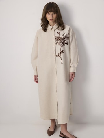 Touche Prive Abendkleid in Beige: Vorderseite