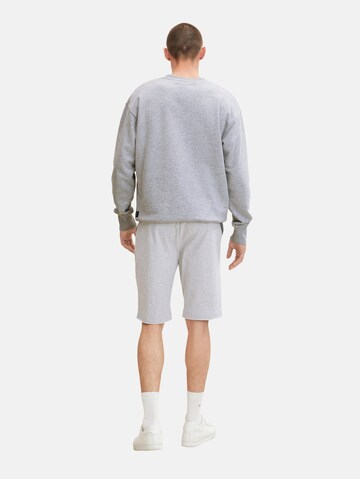 TOM TAILOR Regular Shorts in Grau