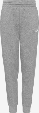 Pantalon 'Club' Nike Sportswear en gris : devant