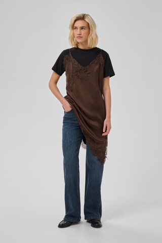 My Essential Wardrobe Jurk 'Brenda' in Bruin