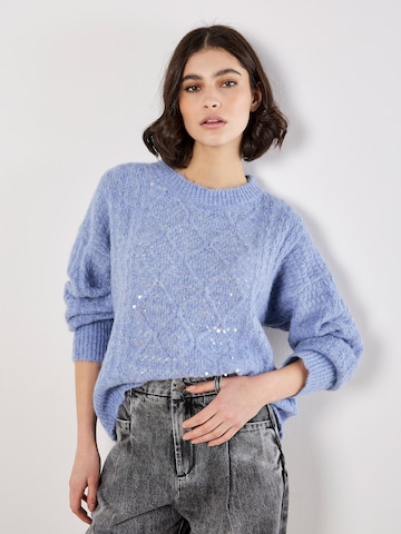 Pull-over Apricot en bleu : devant