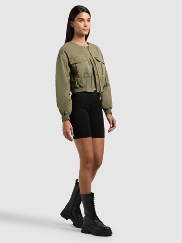 Veste mi-saison 'Romy' khujo en vert