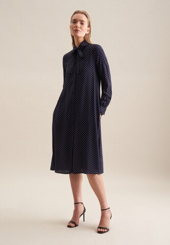 SEIDENSTICKER Blousejurk ' Schwarze Rose ' in Blauw: voorkant