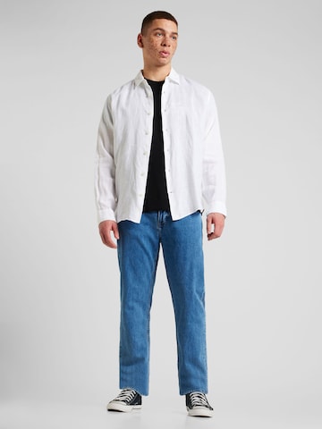 Coupe regular Chemise GAP en blanc