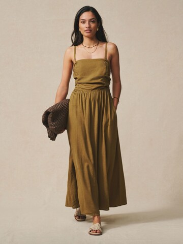 Next Dress in Green: front