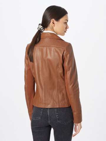 Veste mi-saison 'KENDALL' Studio AR en marron