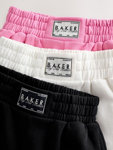 Baker by Ted Baker Regular Housut värissä vaaleanpunainen