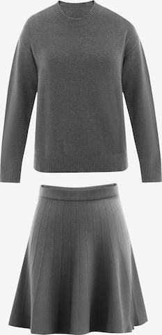 Imily Bela - Disfraz en gris: frente