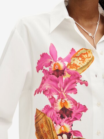 Chemisier 'M. Christian Lacroix shells' Desigual en blanc