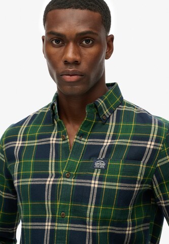 Coupe regular Chemise Superdry en vert