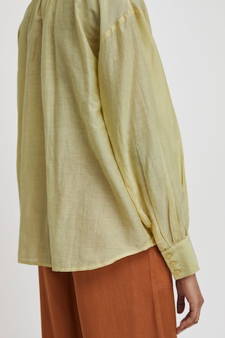 Camicia da donna 'Irthea' di Atelier Rêve in giallo