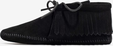 Minnetonka Moccasin in Black