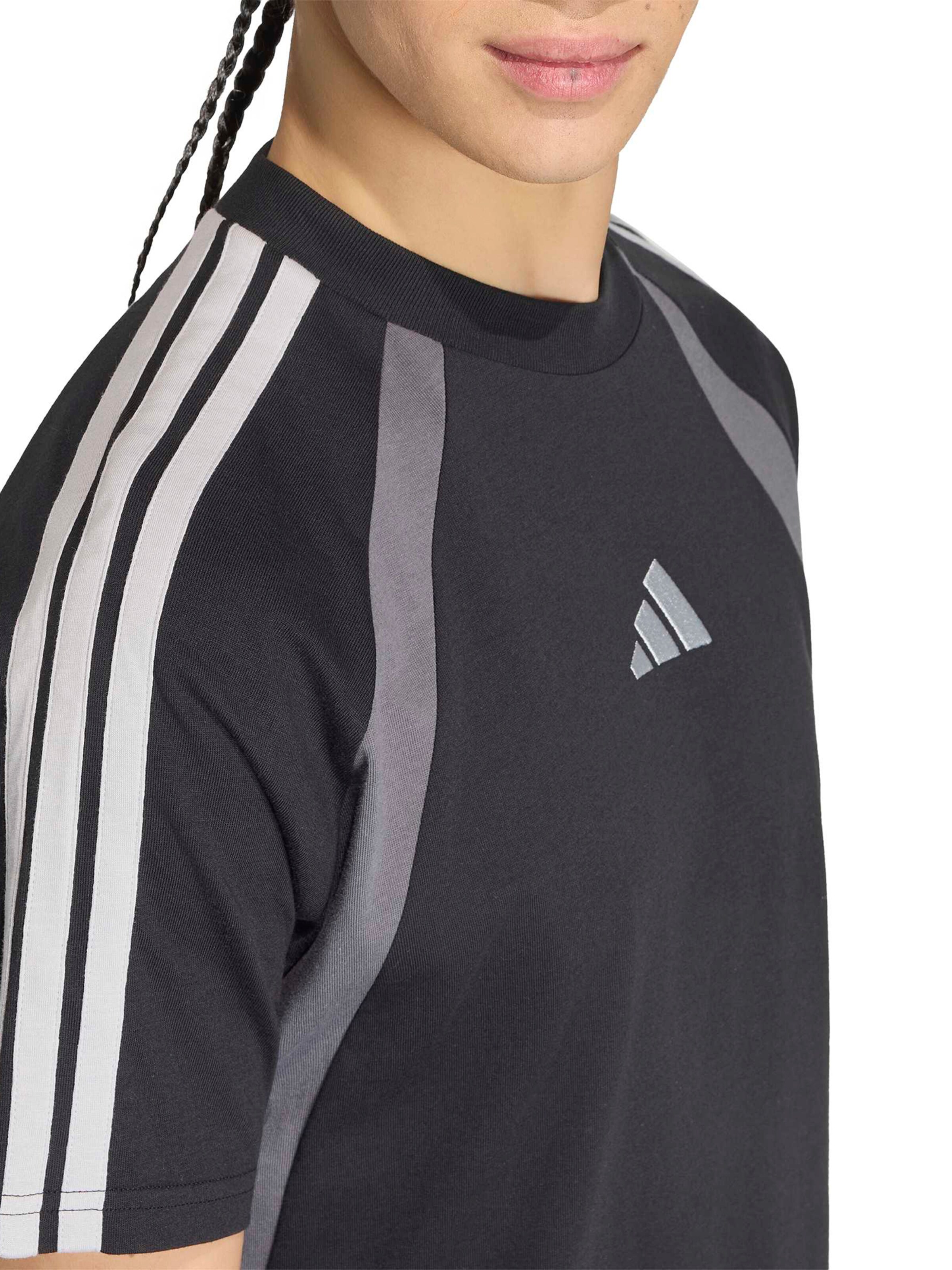 T-Shirt fonctionnel ADIDAS SPORTSWEAR en noir