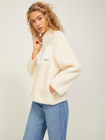 JJXX Fleece jas 'Julie' in Beige: voorkant