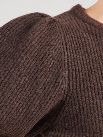 PIECES Cardigan 'PCSilly' i brun