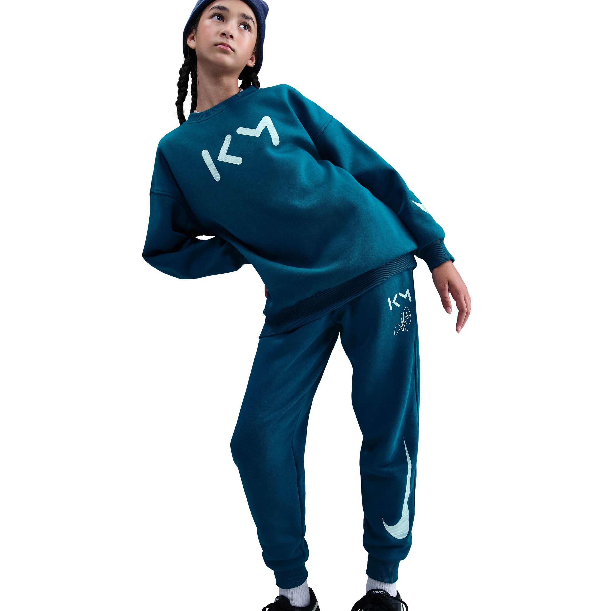 NIKE Tapered Sportnadrágok 'Club' - zöld