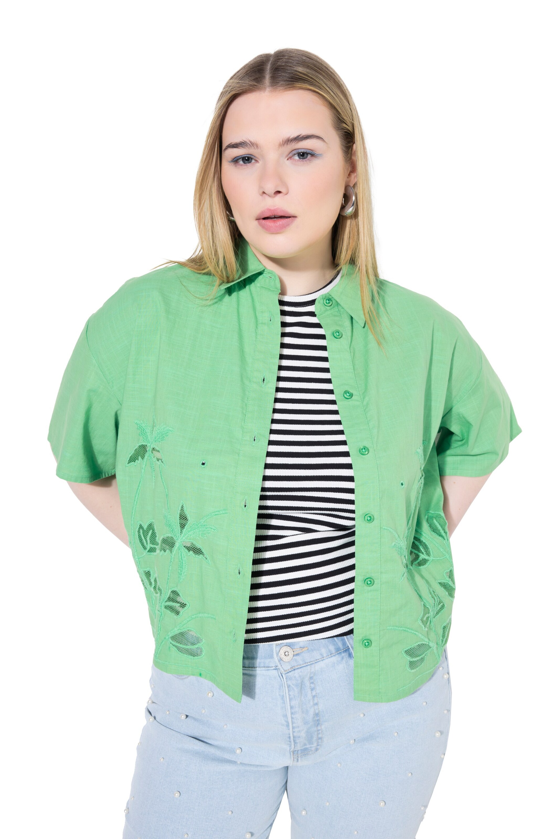 Studio Untold Bluse in Grün: Vorderseite