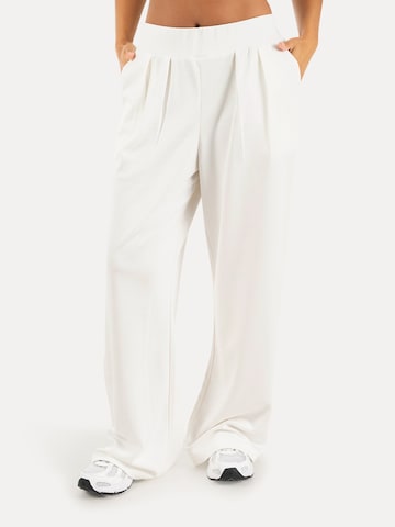 Smilodox Loosefit Bandplooibroek 'Luvia' in Beige: voorkant